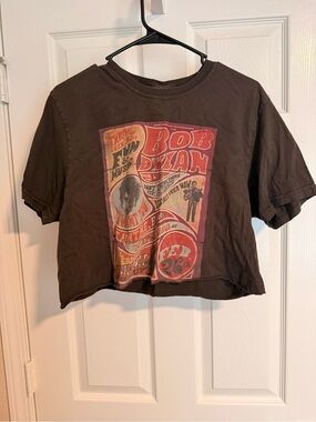 Bob Dylan Graphic Crop Tee - brownish gray